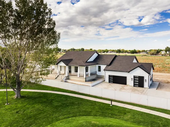 1104 W 10125 S, South Jordan, UT 84095