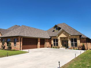 6805 SW Majestic Oak Blvd, Lawton, OK 73505