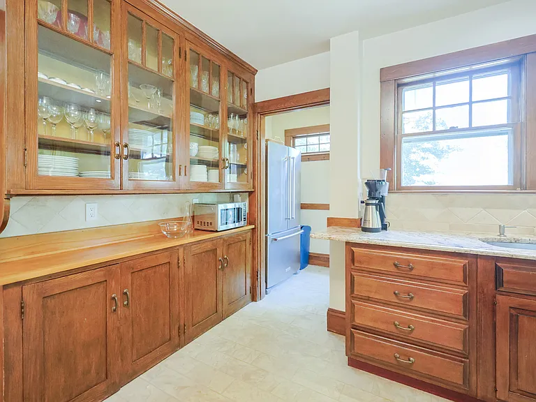 27 Chesterfield Rd — Photo 11