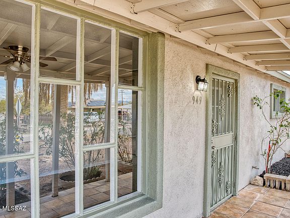 3rd image of 949 W Calle Aragon