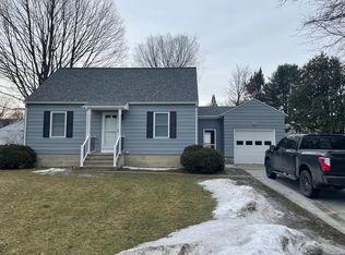 27 Baldwin Ave, South Burlington, VT 05403