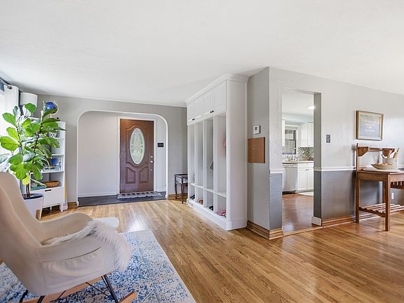 4th image of 4143 Highgrove Rd