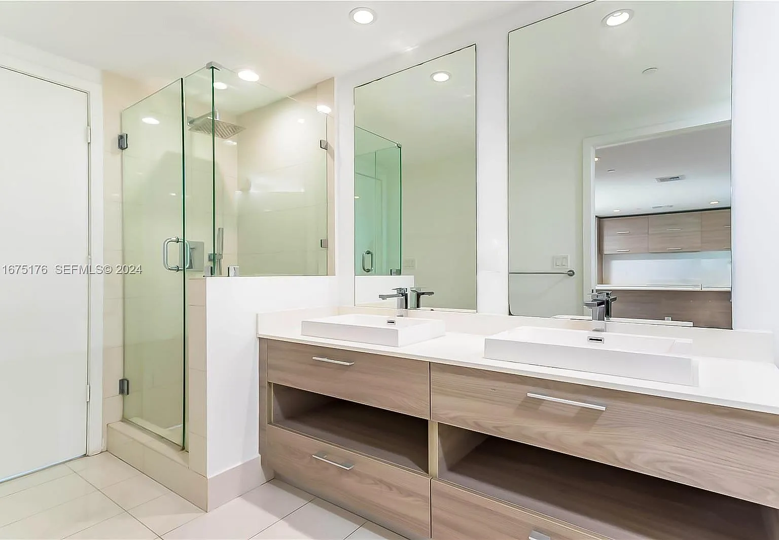 1 bed, 699 sqft, $3,700 — Photo 4