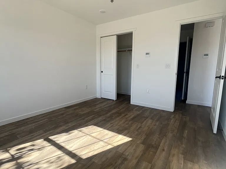 444 S 1st St E #1 — Photo 11