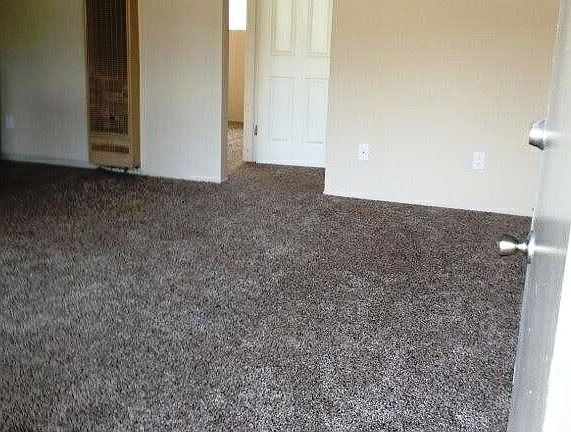 4th image of 245 S Lincoln Ave APT 6