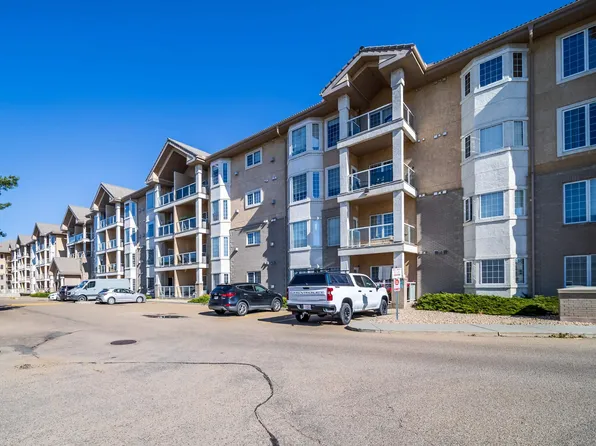 11260 153rd Ave NW #208, Edmonton, AB T5X 6E7