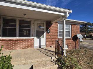 2007 S Old Manor Rd, Wichita, KS 67218