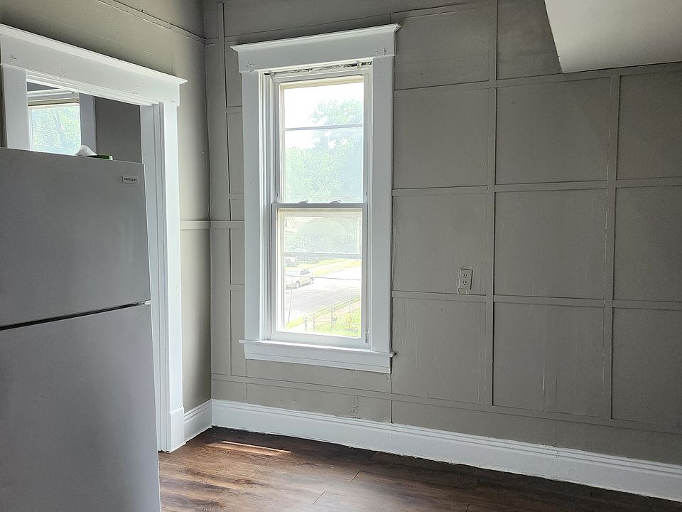 1st image of 3682 Craig Ave #3