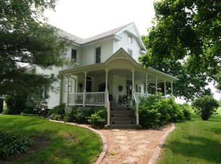 220 E 4th South St, Arcola, IL 61910