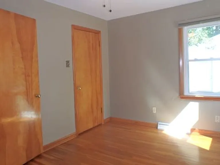 1503 W Ash St — Photo 14