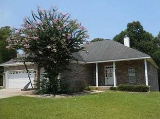 1756 Spanish Trace Dr, Saraland, AL 36571