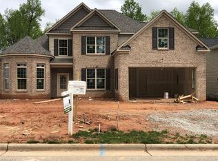 618 Beckwith Dr, Greensboro, NC 27410