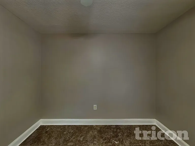 2313 Pleasure Run Dr — Photo 8