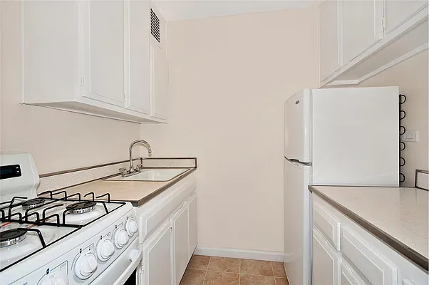 Sold by Douglas Elliman | media 11