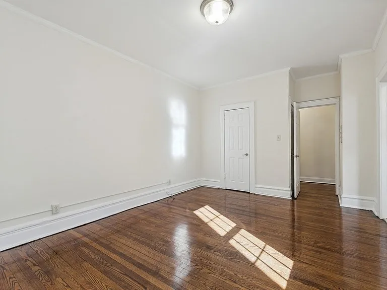 68-70 Park Avenue Apartments — Photo 8