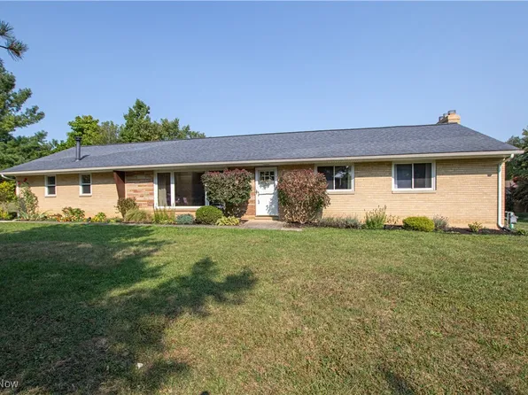 12477 Webster Rd, Strongsville, OH 44136