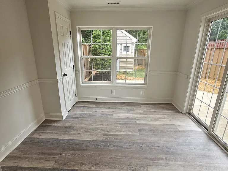 1214 Splashing Brook Dr — Photo 17