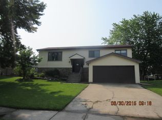 7431 W Hickory Creek Dr, Frankfort, IL 60423