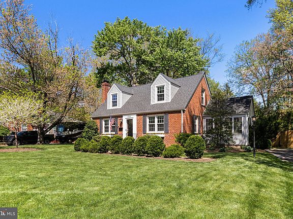 4th image of 6718 Kennedy Ln