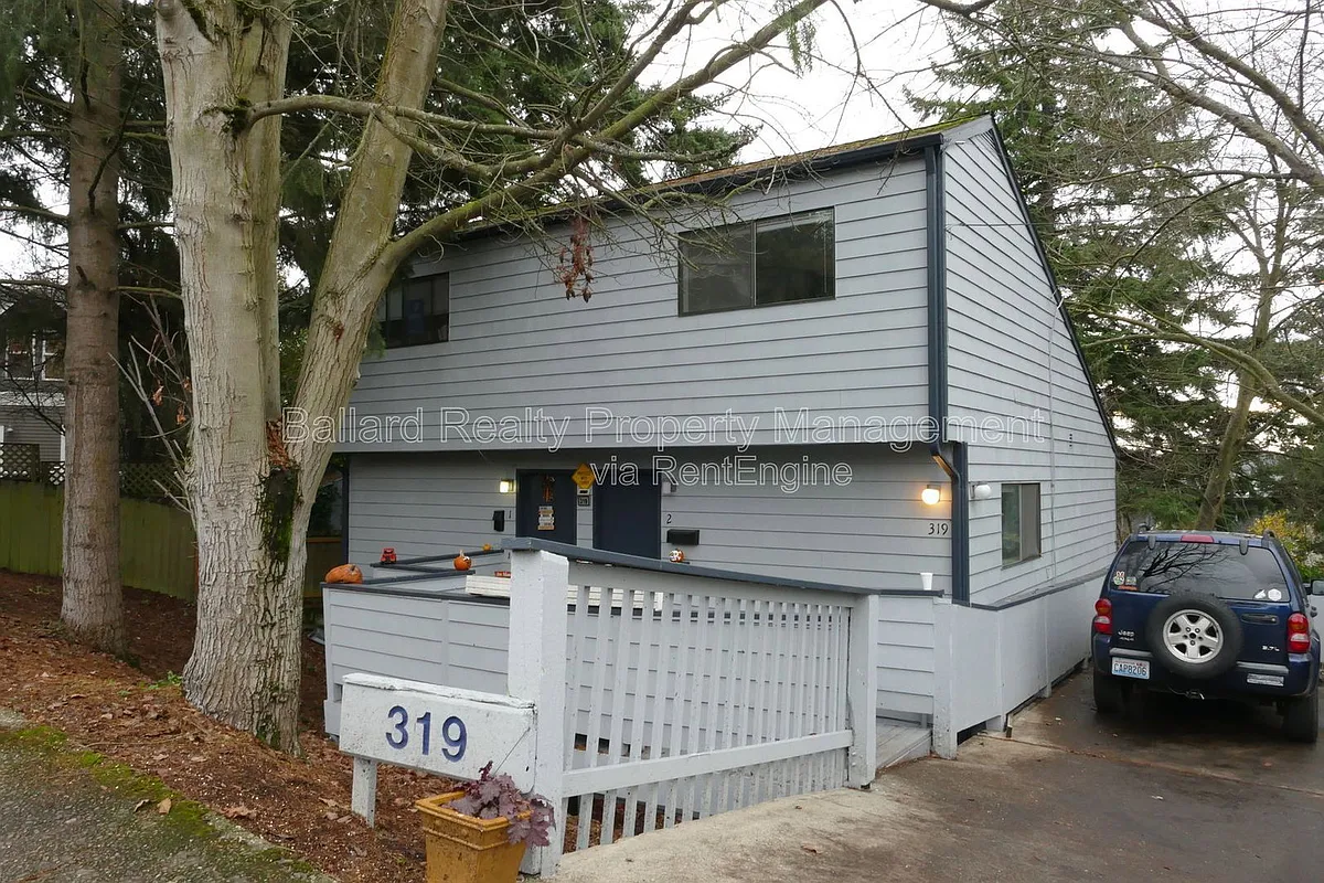 Building Photo - 319 NW Market St #2
