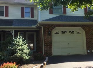 128 Pepperton Ct, Lititz, PA 17543