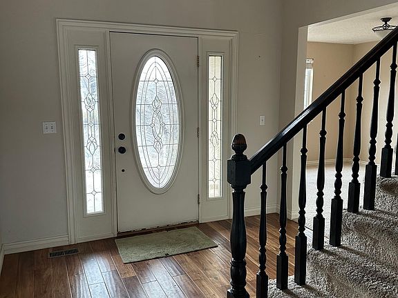 Entryway landing