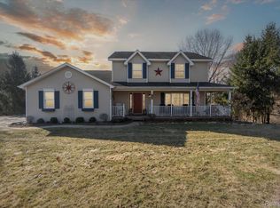 7694 Thunder Bay Dr, Pinckney, MI 48169