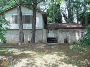 3940 Pinehurst Valley Dr, Decatur, GA 30034