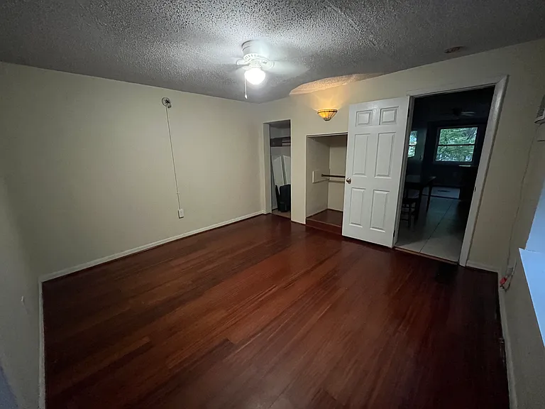 208 E Voorhis Ave #1 — Photo 15