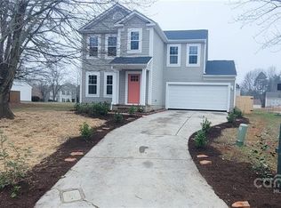 6111 Whispering Brook Ct, Charlotte, NC 28216