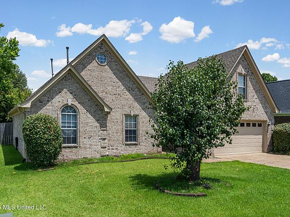 3rd image of 9768 Crape Myrtle Dr W
