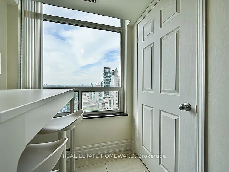 155 Beecroft Rd #2711 — Photo 19