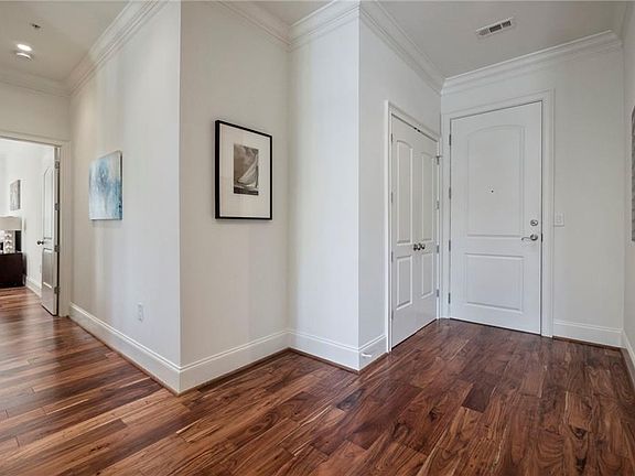4th image of 1055 Piedmont Ave NE Unit 316
