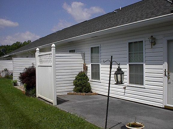 5th image of 1679 Golden Cedar Ln