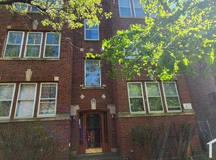 421 E 113th St #1, Chicago, IL 60628