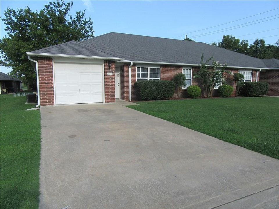 1st image of 2159B Kristy Ln