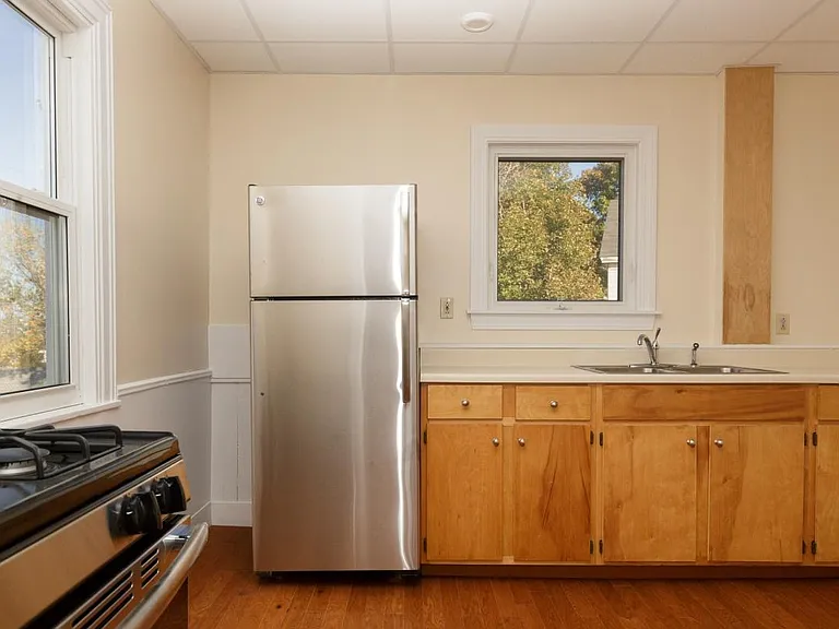 851 Congress St #4 — Photo 7