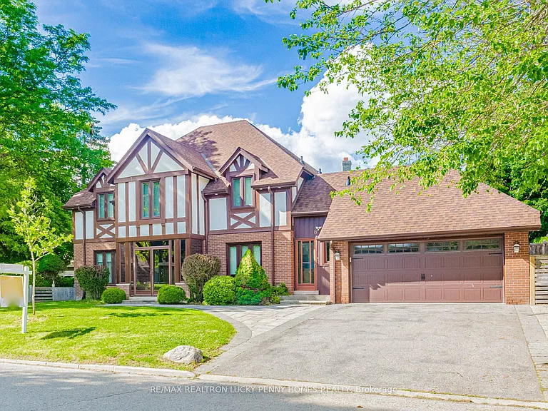 6 Village Squire Ln — Photo 2