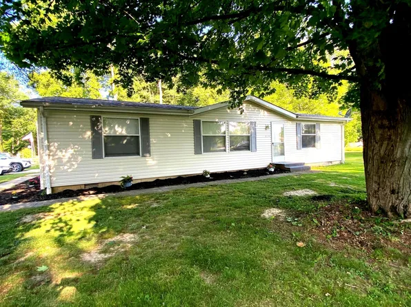 216 Lazy River Rd, Cloverdale, IN 46120