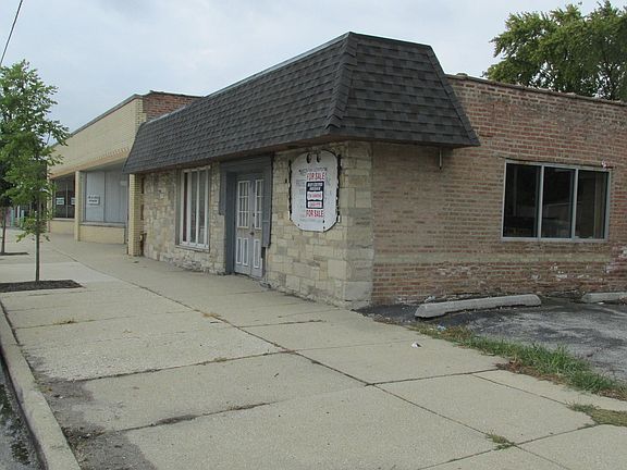 2nd image of 10424 S Kedzie Ave