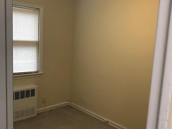 5th image of 15419 19th Ave #2