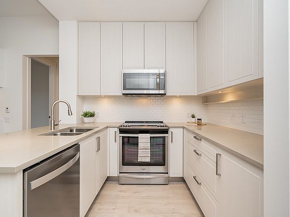 4th image of 2393 Ranger Ln #107