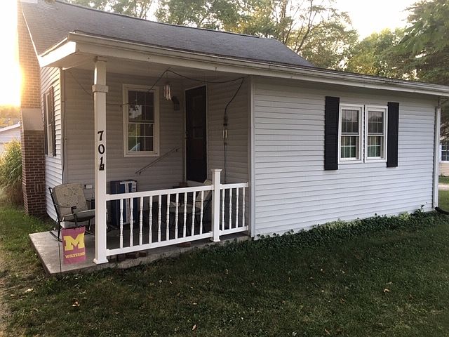 1st image of 701 Capital Ave