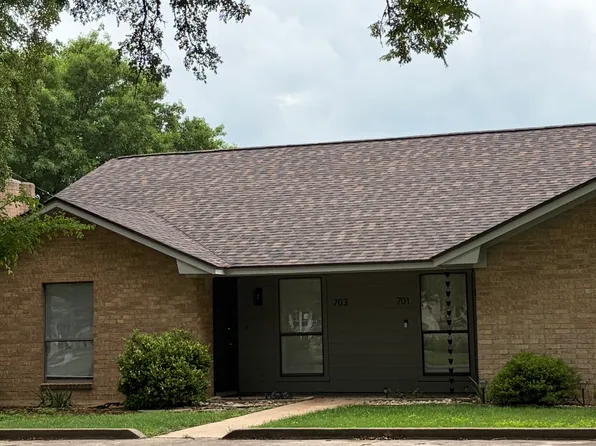 703 Royal St, Salado, TX 76571