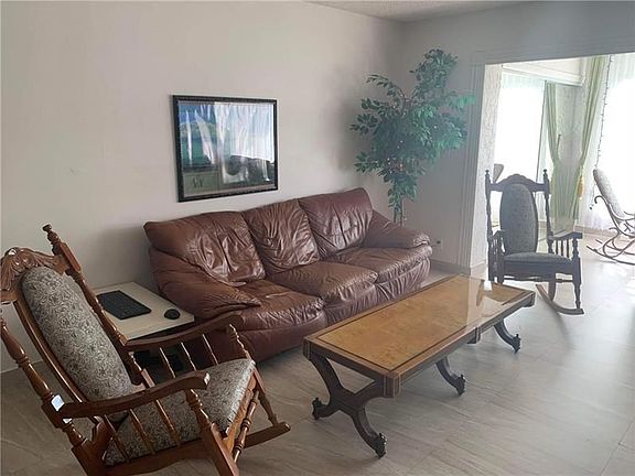 4th image of 9440 SW 8th St APT 308