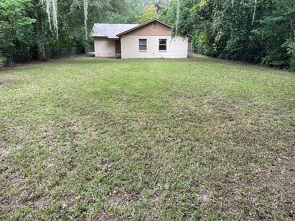 2nd image of 2701 S Palm Ave