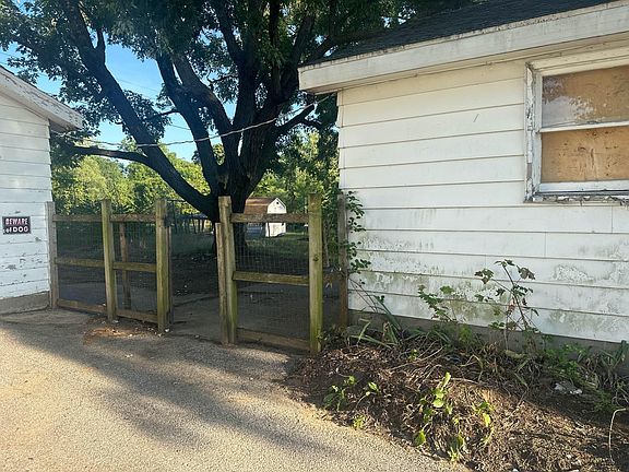 4th image of 617 Gestner Rd