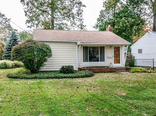 8242 Lake Shore Blvd, Mentor, OH 44060