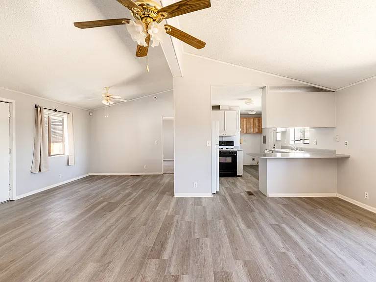 72476 Sunnyvale Dr — Photo 23