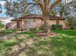 11942 Summerdale St, Houston, TX 77077
